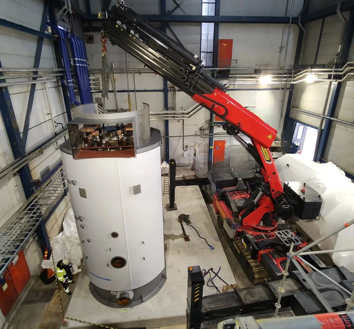 Teollisuusnostojen haasteet ja erikoisosaaminen